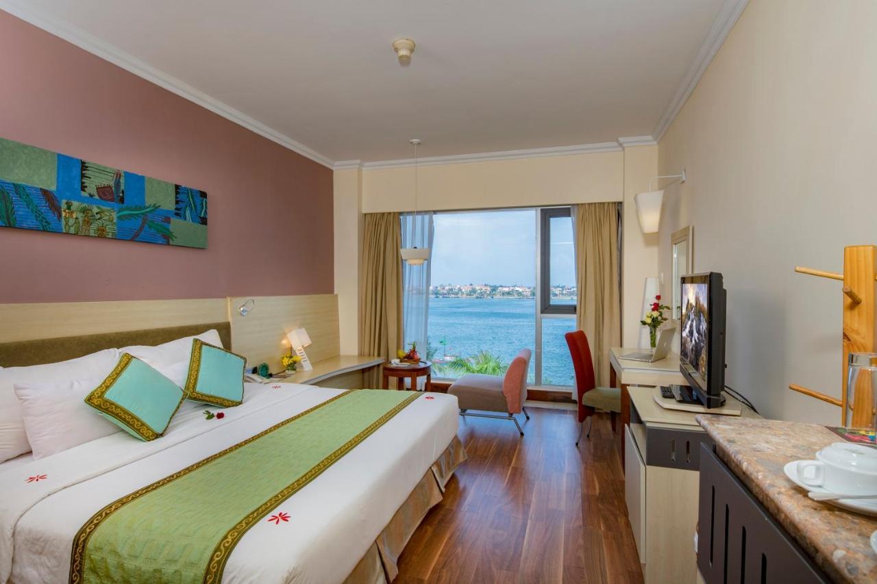 Sai Gon Quang Binh Hotel Донгхой Экстерьер фото