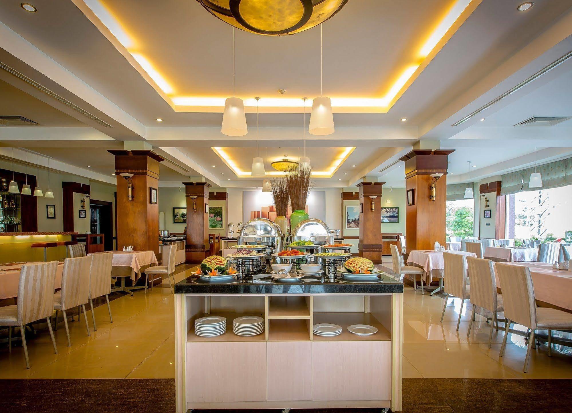 Sai Gon Quang Binh Hotel Донгхой Экстерьер фото